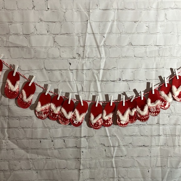 Pier 1 Imports Countdown Garland - Picture 4 of 7